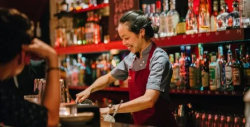 Steps to Becoming a Texas Bartender