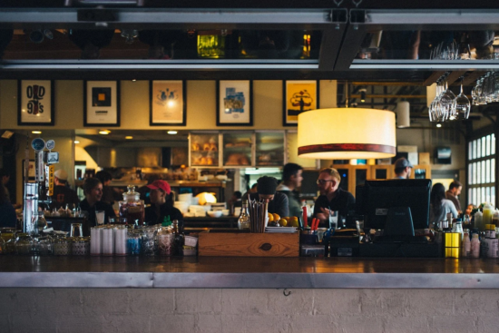 busy bar and grill